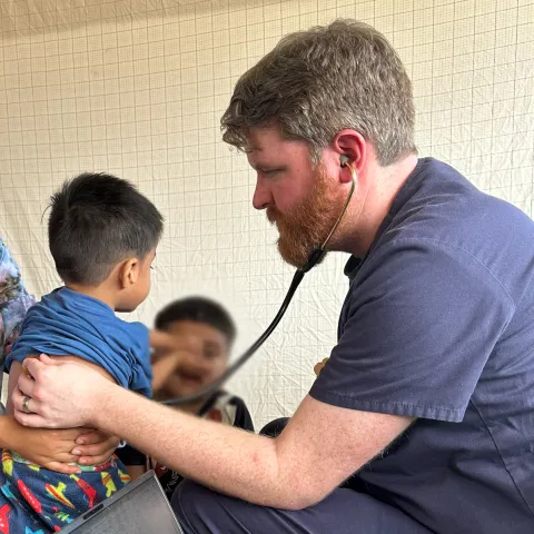 kentucky resident caring for young patients in ecuador for the global health medical mission